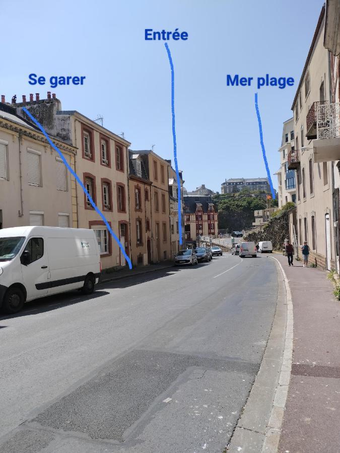 Entre Mer Et Montagne Granville Bagian luar foto